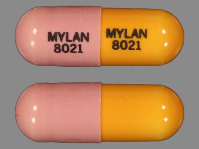Imprint MYLAN 8021 MYLAN 8021 - fluvastatin 40 mg